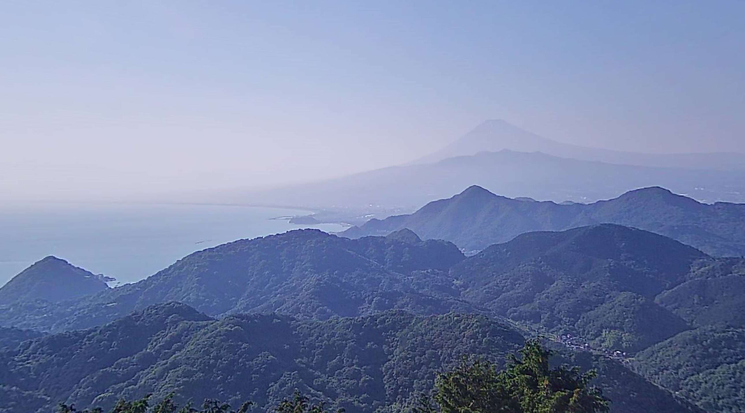 伊豆パノラマパーク碧テラスライブカメラ(静岡県伊豆の国市小坂)
