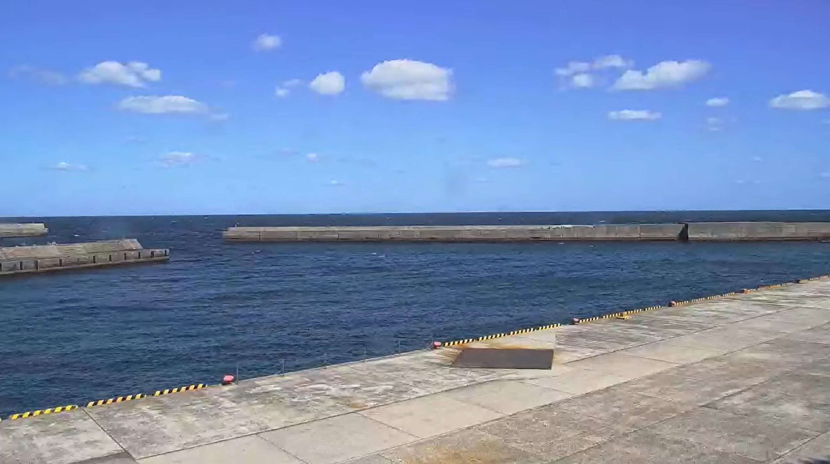 黒島大里港ライブカメラ(鹿児島県三島村黒島)