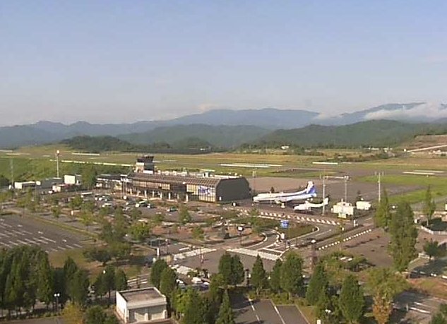 但馬空港ライブカメラは、兵庫県豊岡市岩井の但馬空港に設置された空港全体が見えるライブカメラです。