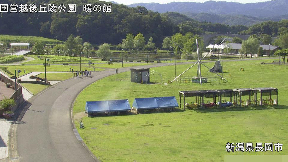 越後丘陵公園暖の館ライブカメラ(新潟県長岡市宮本東方町)