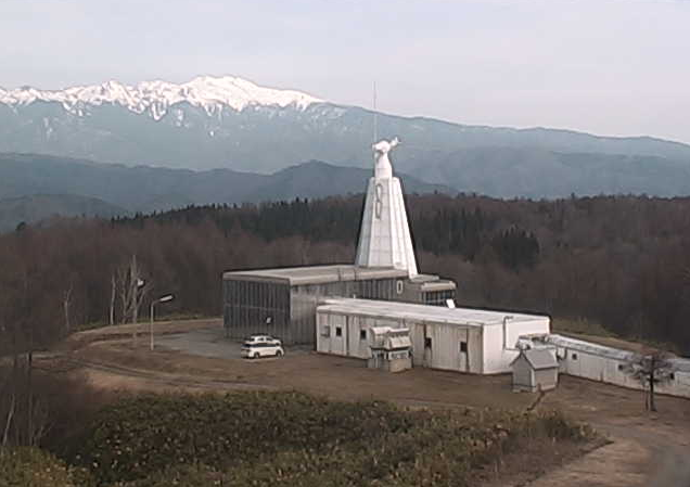 京都大学飛騨天文台研究棟屋上から太陽磁場活動望遠鏡SMART・65cm屈折望遠鏡・ドームレス太陽望遠鏡・北アルプス