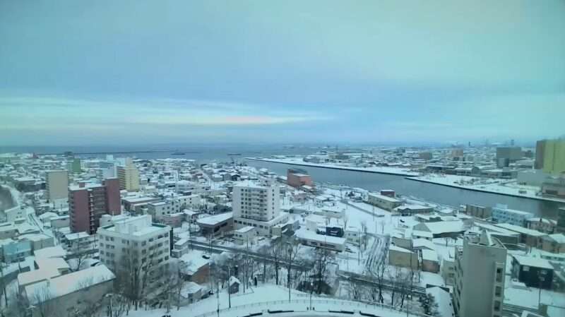 展望レストランまいづる釧路港ライブカメラ(北海道釧路市幣舞町) 2026年4月3日6時20分 12時間積雪量21cm