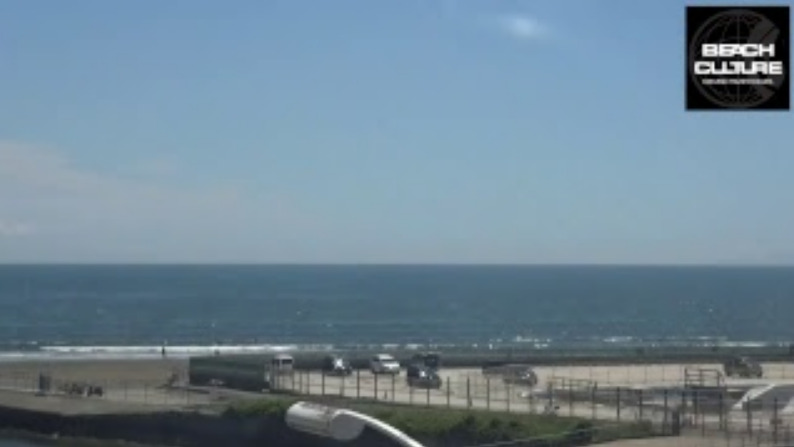 ビーチカルチャー鵠沼海岸ライブカメラ(神奈川県藤沢市鵠沼海岸)