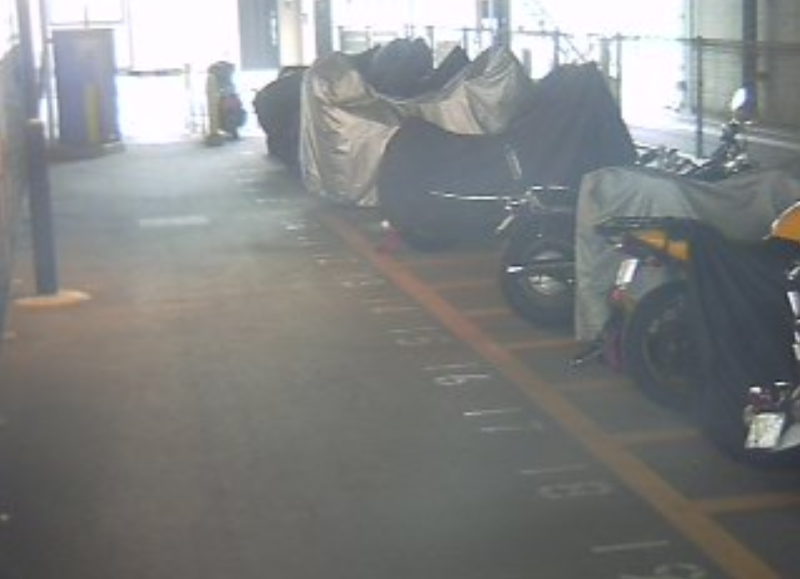 椎名橋南オートバイ専用駐車場入口側ライブカメラ(東京都豊島区目白)
