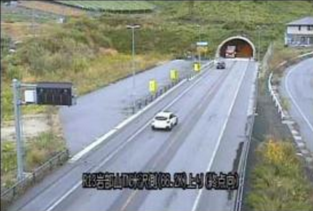 岩部山トンネル米沢側から国道13号