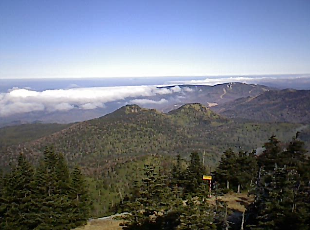 横手山頂ヒュッテから北アルプス・富士山・佐渡島