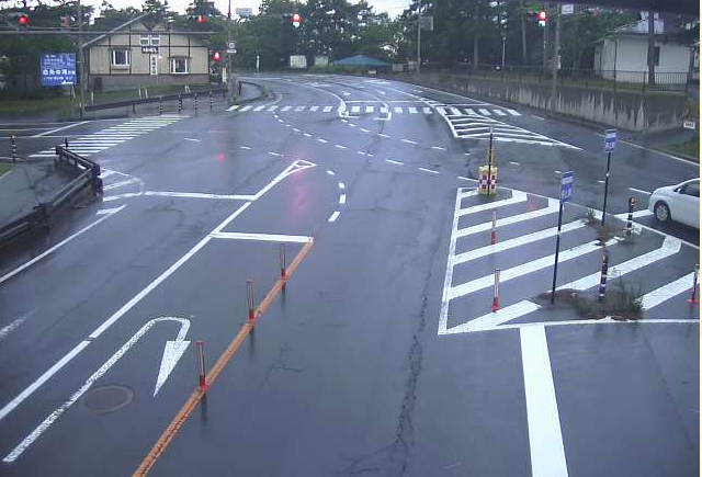 国道146号峰の茶屋ライブカメラは、長野県軽井沢町長倉の峰の茶屋に設置された国道146号が見えるライブカメラです。