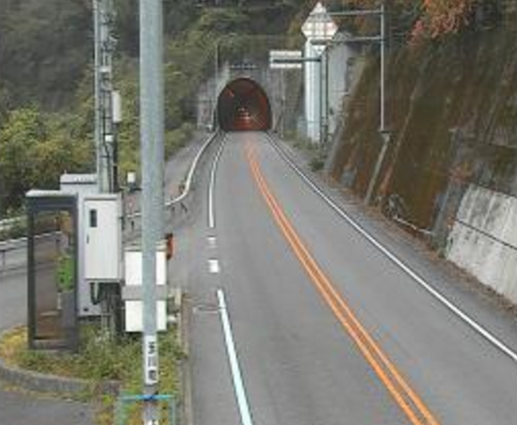 水ヶ峠トンネル今治市側から国道317号