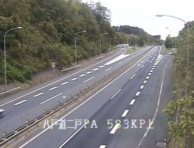 八戸自動車道二戸パーキングエリアライブカメラ(岩手県二戸市福田)