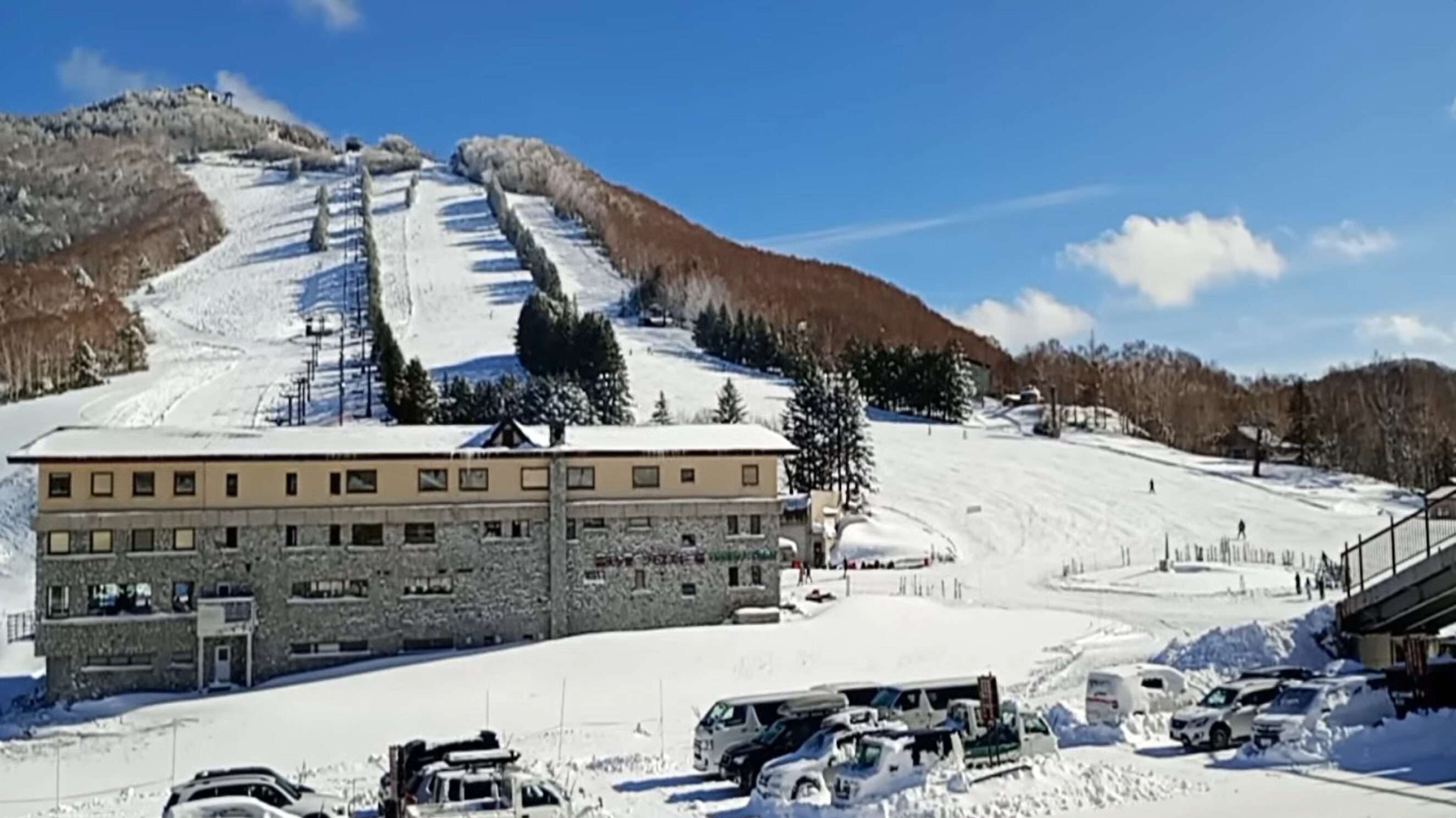 ホテル銀嶺高天ヶ原マンモススキー場ライブカメラ(長野県山ノ内町志賀高原高天ヶ原)