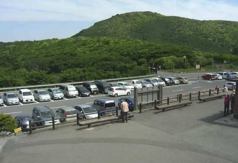 大分県道11号別府一の宮線牧ノ戸登山口ライブカメラ(大分県九重町田野)