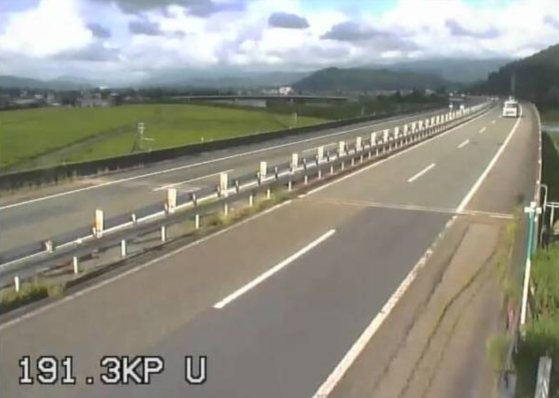 関越自動車道八海橋ライブカメラ(新潟県南魚沼市五日町)