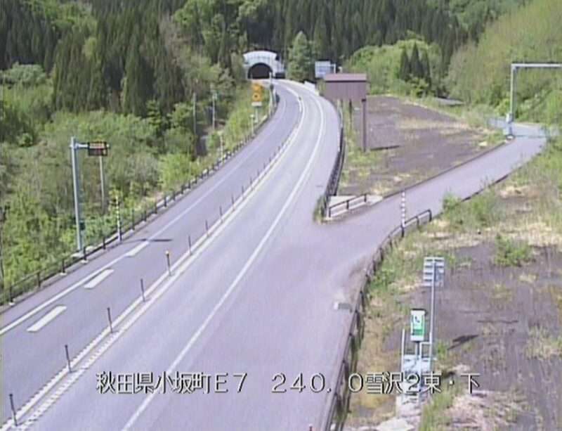 秋田自動車道小坂北インターチェンジライブカメラ(秋田県小坂町小坂)