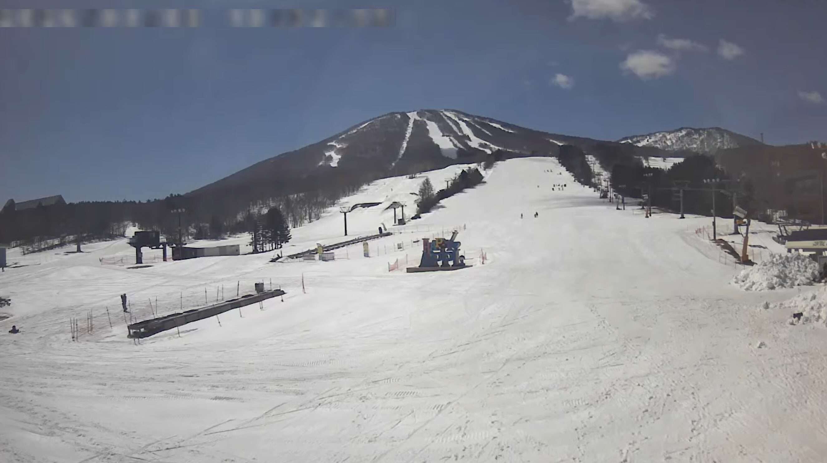 安比高原スキー場山麓ライブカメラ(岩手県八幡平市安比高原)