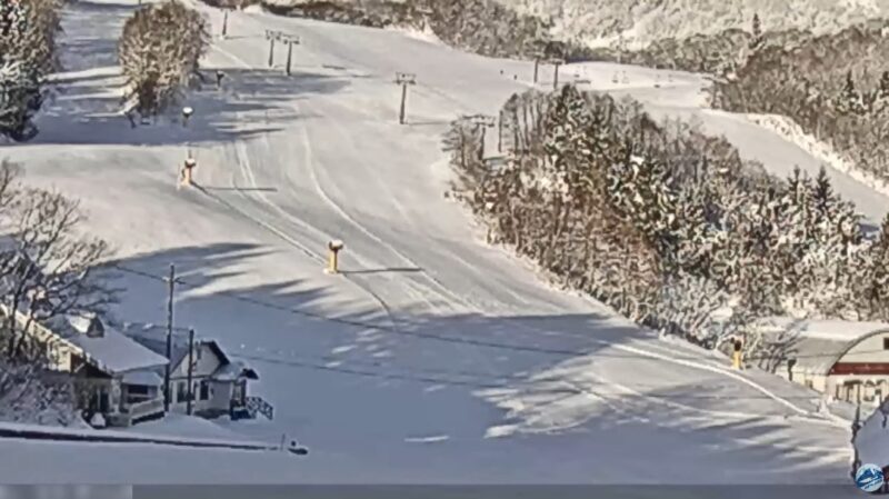 ハチ北高原スキー場中央ゲレンデライブカメラ(兵庫県香美町村岡区大笹)