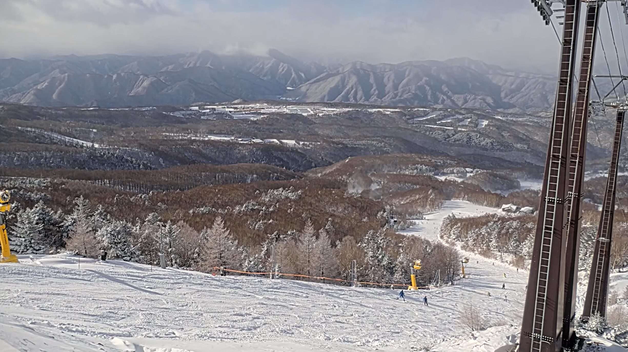 ハンターマウンテン塩原山頂ライブカメラ(栃木県那須塩原市湯本塩原)