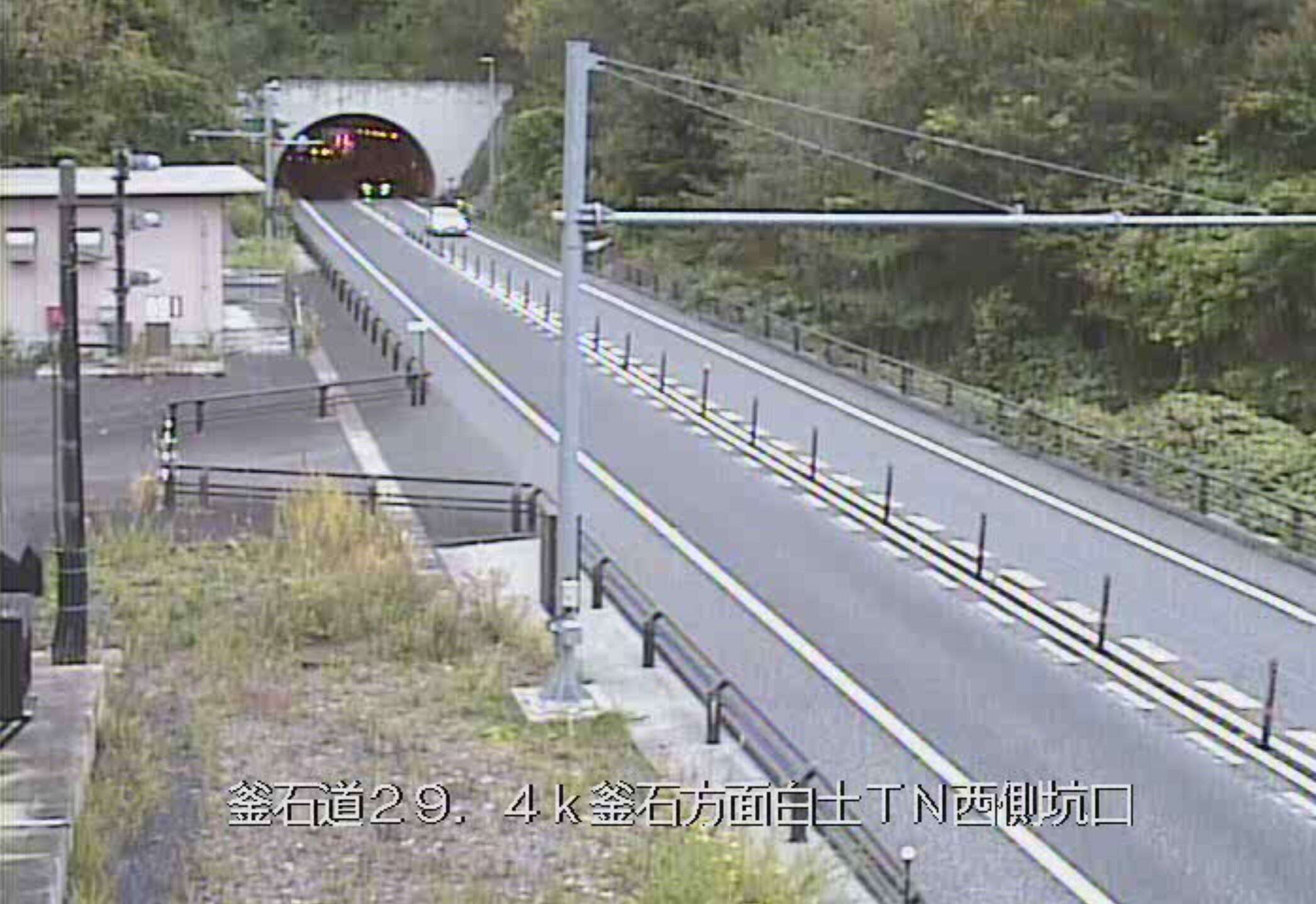 釜石自動車道白土トンネル起点坑口ライブカメラ(岩手県花巻市東和町)