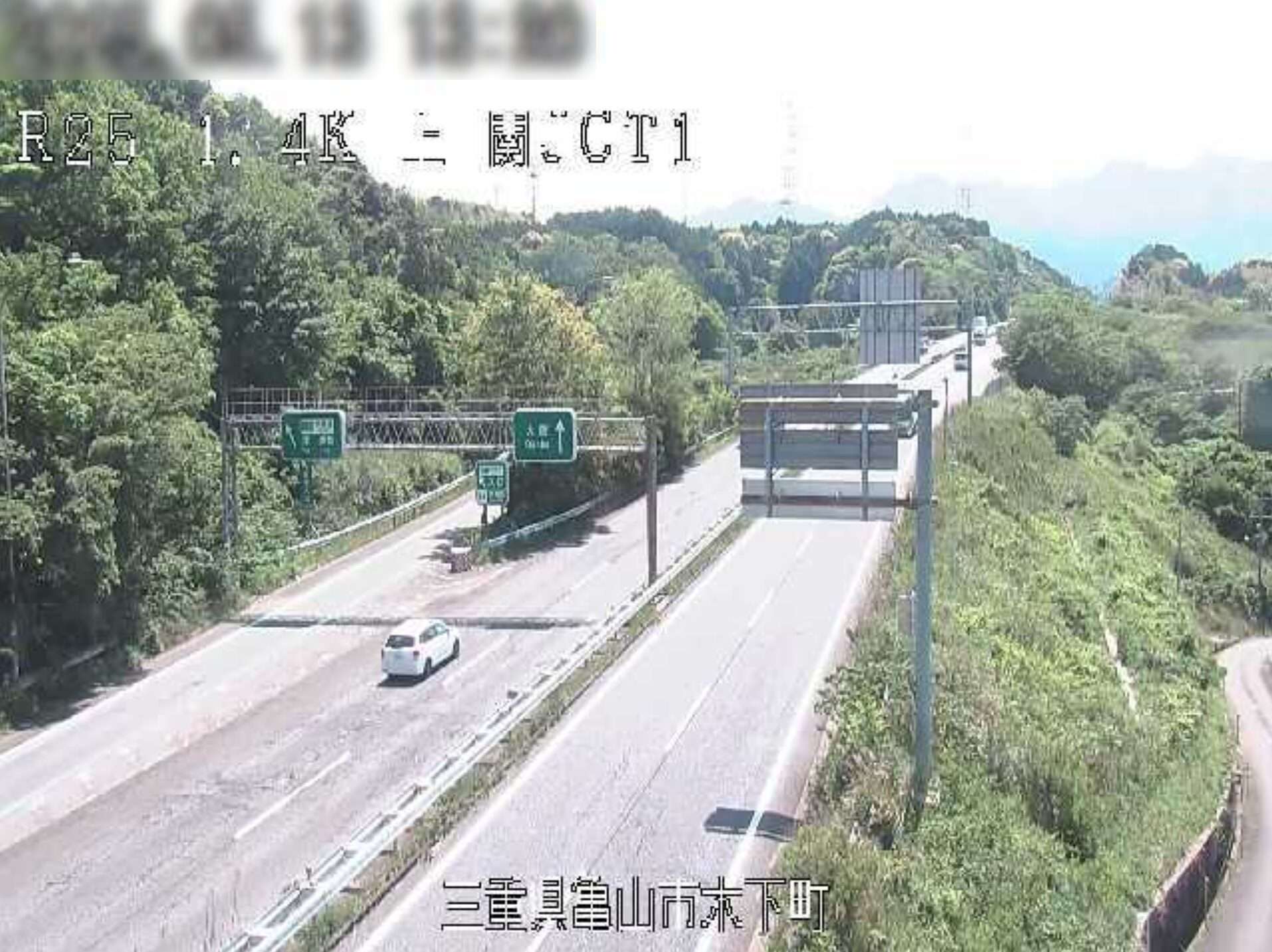 名阪国道関ジャンクション第1ライブカメラ(三重県亀山市木下町)