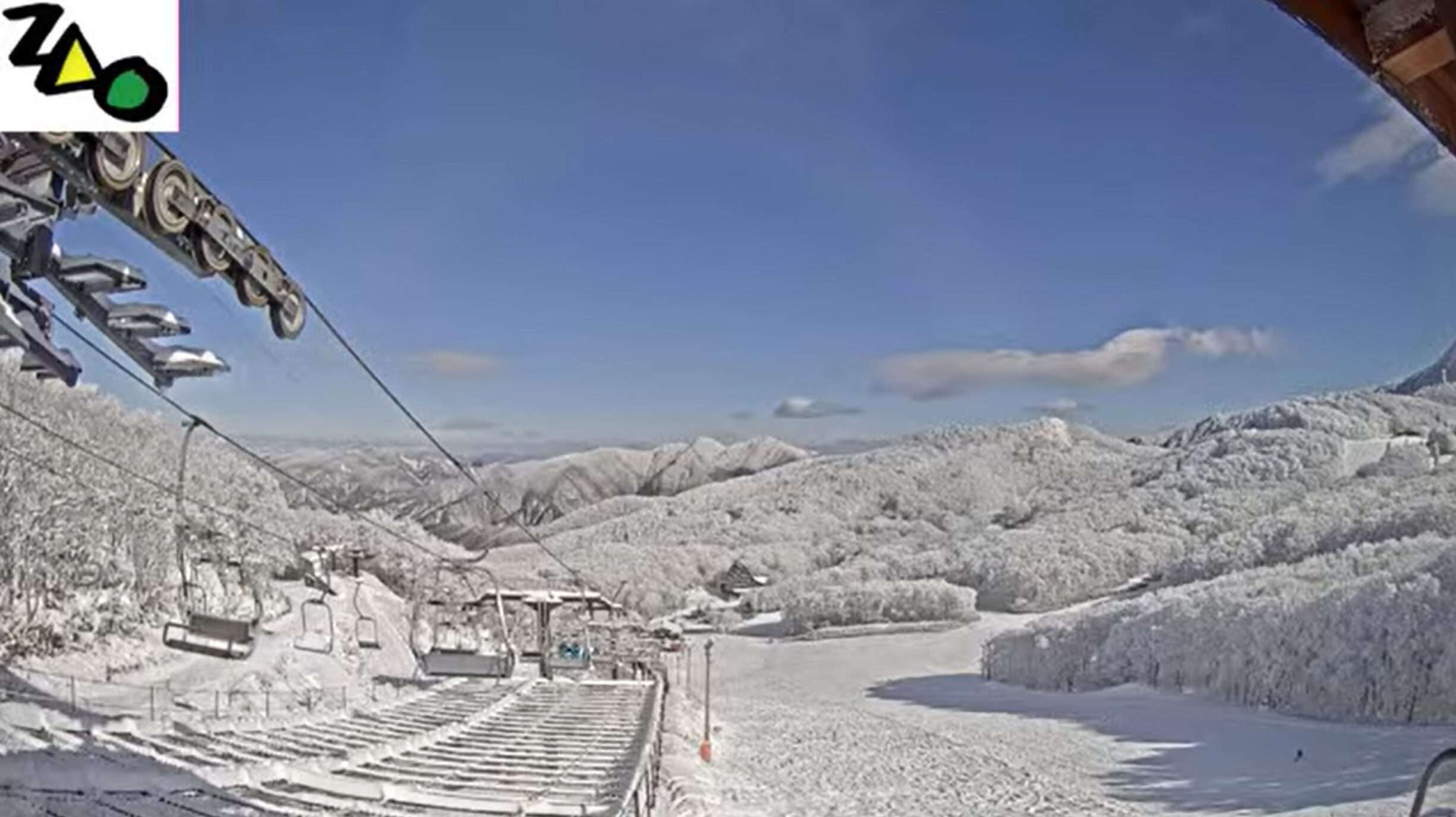 蔵王温泉スキー場中央ゲレンデライブカメラ(山形県山形市蔵王温泉)