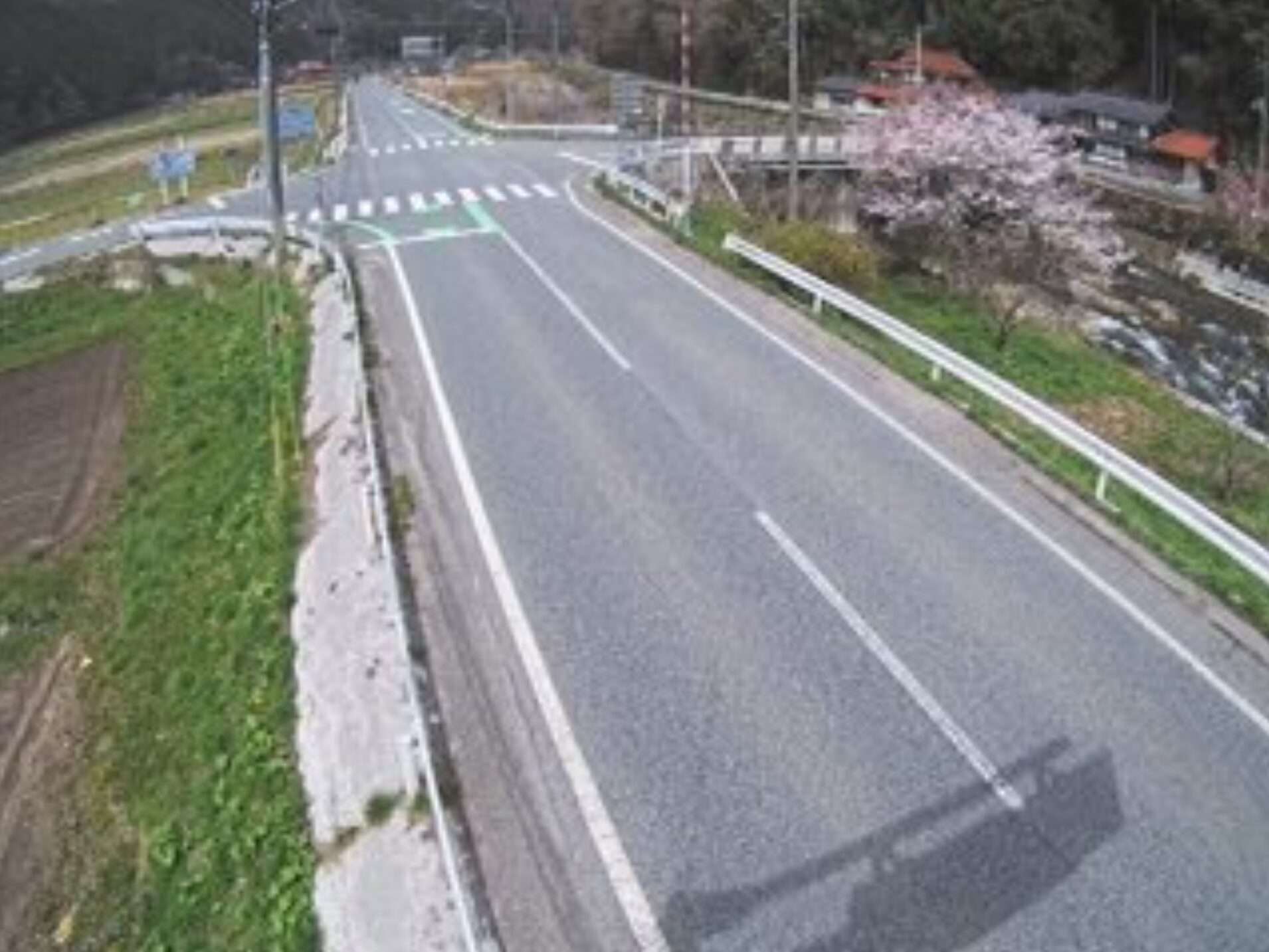 国道180号千屋ライブカメラ(岡山県新見市千屋)