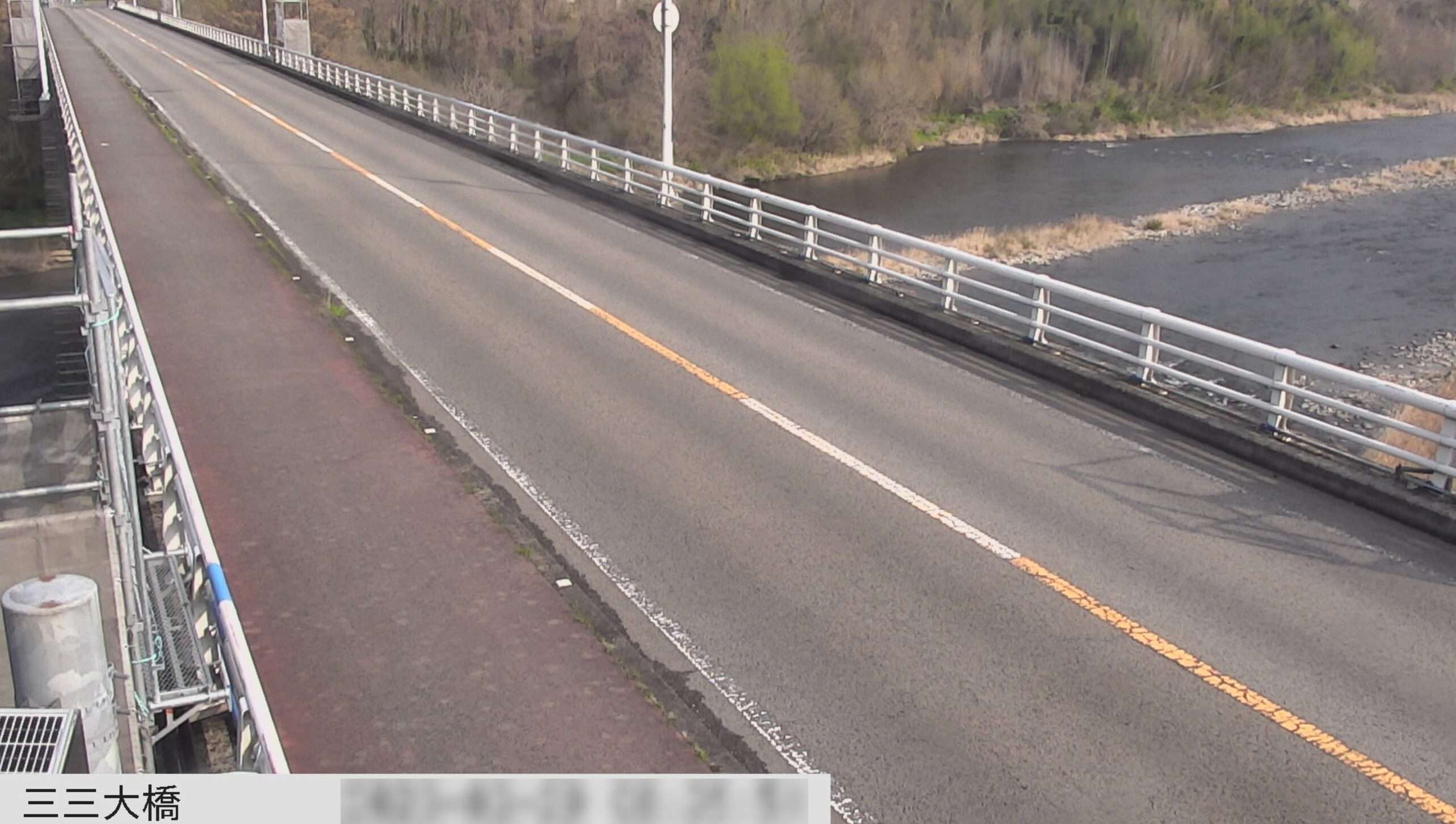 吉野川三三大橋ライブカメラ(徳島県東みよし町加茂)