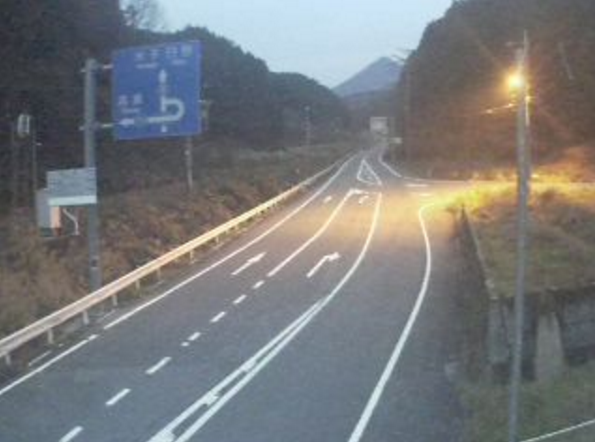 岡山県道8号新見日南線谷田峠ライブカメラ(岡山県新見市神郷釜村)