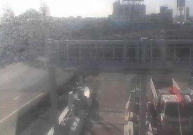 名神高速道路豊中インターチェンジライブカメラ