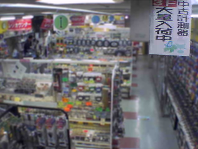 シリコンハウス共立から3F計測器・ケーブル・コネクタ売場