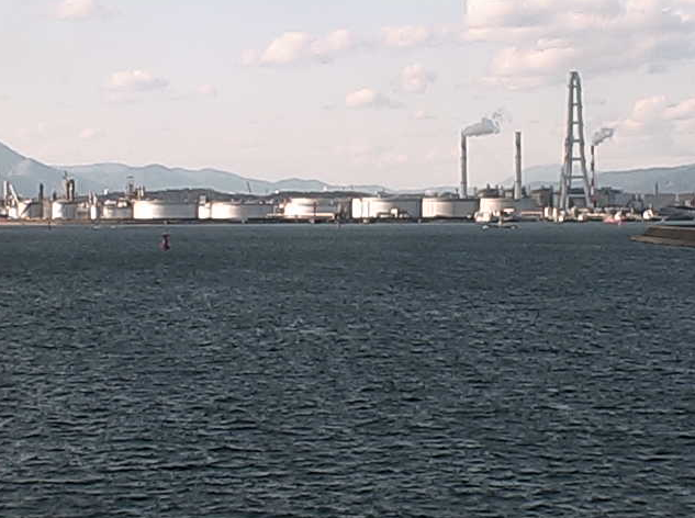 四日市防波堤信号所から四日市港(第一航路・第二航路・午起航路・東防波堤北灯台・東防波堤南灯台・四日市信号所)・伊勢湾