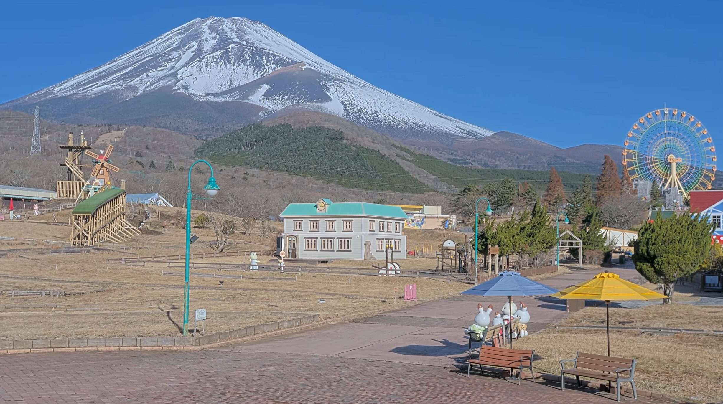 ぐりんぱ富士山ライブカメラ(静岡県裾野市須山)