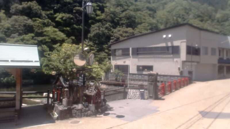 プチホテルゆばらリゾート足湯ライブカメラ(岡山県真庭市湯原温泉)
