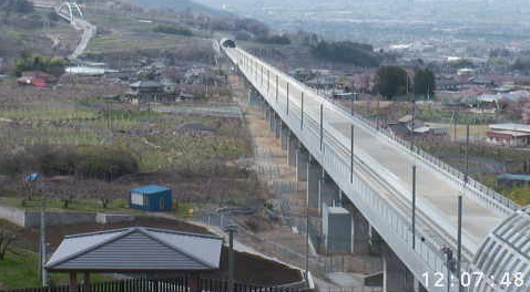 花鳥山一本杉公園(花鳥山展望台)から超伝導リニア・展望台東屋