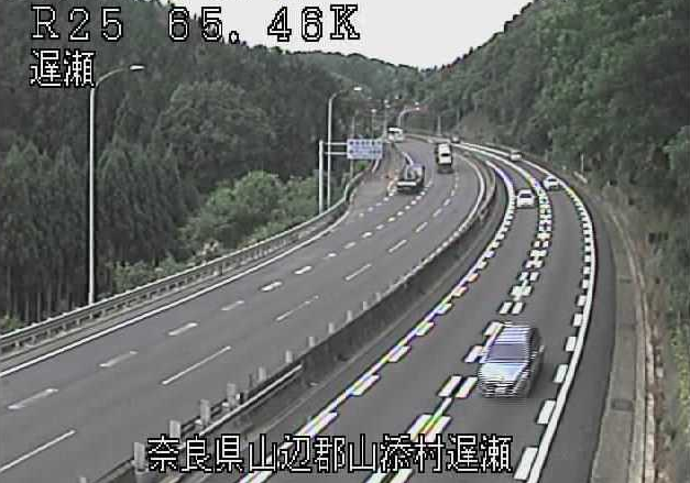 遅瀬から名阪国道(国道25号バイパス)が見えるライブカメラ。