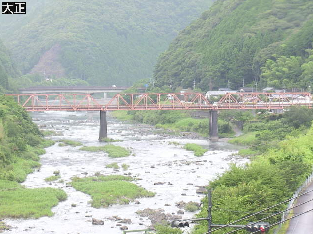 四万十川大正ライブカメラは、高知県四万十町の大正に設置された四万十川が見えるライブカメラです。