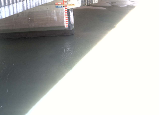 樋井川草香江新橋ライブカメラは、福岡県福岡市中央区の草香江新橋に設置された樋井川が見えるライブカメラです。