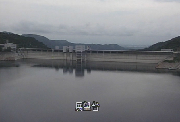 宮ヶ瀬ダム展望台ライブカメラは、神奈川県相模原市緑区の宮ヶ瀬ダム展望台に設置された宮ヶ瀬湖・宮ヶ瀬ダムが見えるライブカメラです。
