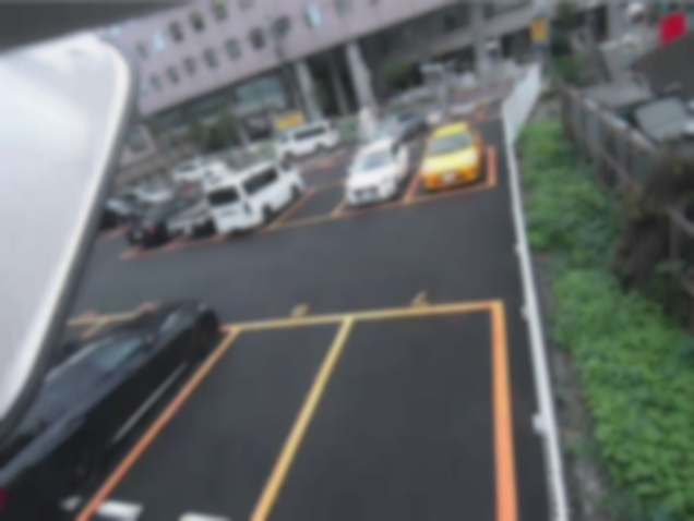 NTTルパルク六本木第2駐車場2ライブカメラは、東京都港区六本木のNTTルパルク六本木第2駐車場2に設置されたコインパーキングが見えるライブカメラです。
