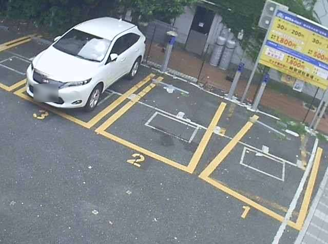 NTTルパルク横須賀中央第1駐車場2ライブカメラは、神奈川県横須賀市若松町のNTTルパルク横須賀中央第1駐車場に設置されたコインパーキングが見えるライブカメラです。