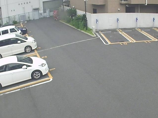 NTTルパルクマクドナルド15号鶴見店駐車場ライブカメラは、神奈川県横浜市鶴見区のNTTルパルクマクドナルド15号鶴見店駐車場に設置されたコインパーキングが見えるライブカメラです。
