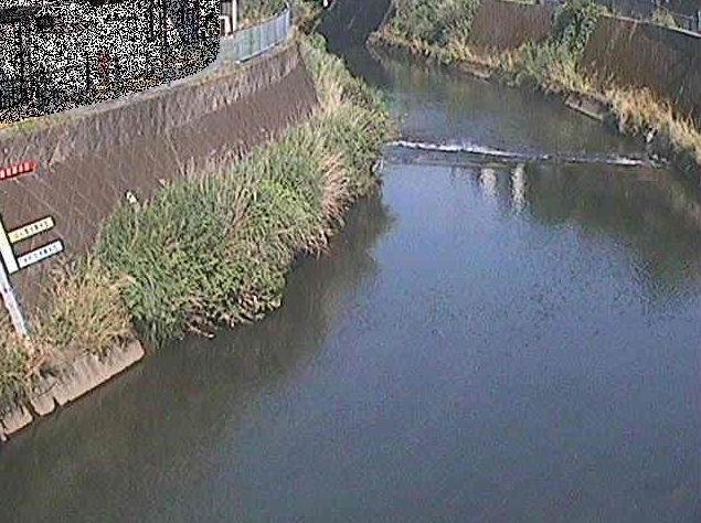 帷子川宮崎橋ライブカメラは、神奈川県横浜市保土ケ谷区の宮崎橋に設置された帷子川が見えるライブカメラです。