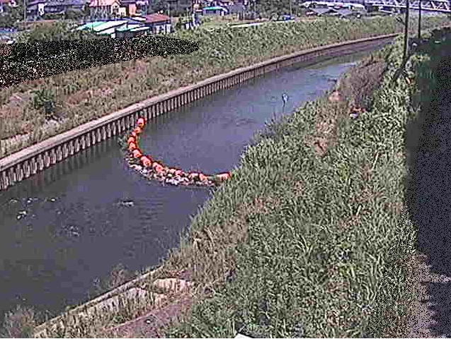 境川大清水橋ライブカメラは、神奈川県藤沢市大鋸の大清水橋に設置された境川が見えるライブカメラです。