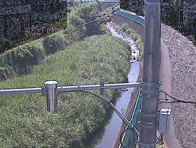 室川根下橋ライブカメラは、神奈川県秦野市室町の根下橋に設置された室川が見えるライブカメラです。