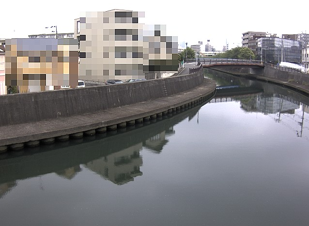 今井川河口橋ライブカメラは、神奈川県横浜市保土ケ谷区の河口橋に設置された今井川が見えるライブカメラです。