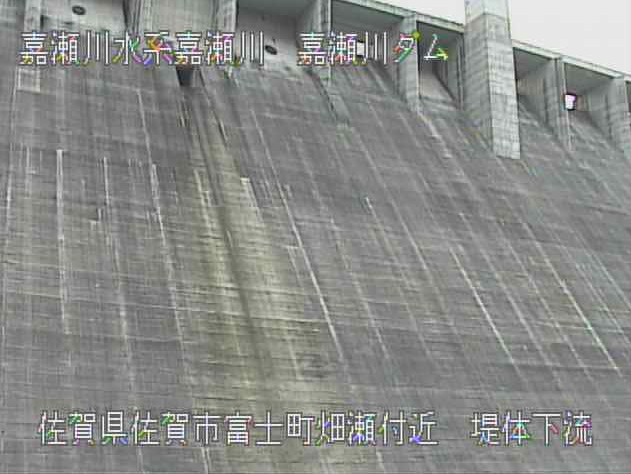 嘉瀬川嘉瀬川ダム堤体下流ライブカメラは、佐賀県佐賀市富士町の嘉瀬川ダム堤体下流に設置された嘉瀬川が見えるライブカメラです。