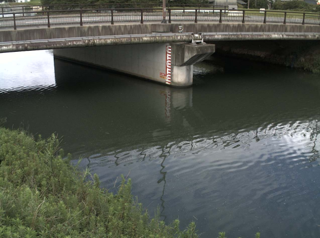 瑞梅寺川太郎丸橋ライブカメラは、福岡県福岡市西区の太郎丸橋に設置された瑞梅寺川が見えるライブカメラです。