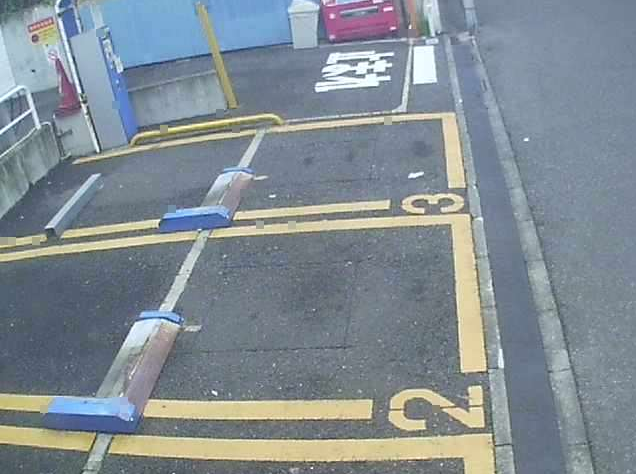 NTTルパルク上大崎駐車場ライブカメラは、東京都品川区上大崎のNTTルパルク上大崎駐車場に設置されたコインパーキングが見えるライブカメラです。