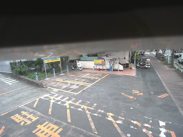 NTTルパルクデニーズ下丸子店駐車場ライブカメラは、東京都大田区下丸子のNTTルパルクデニーズ下丸子店駐車場に設置されたコインパーキングが見えるライブカメラです。