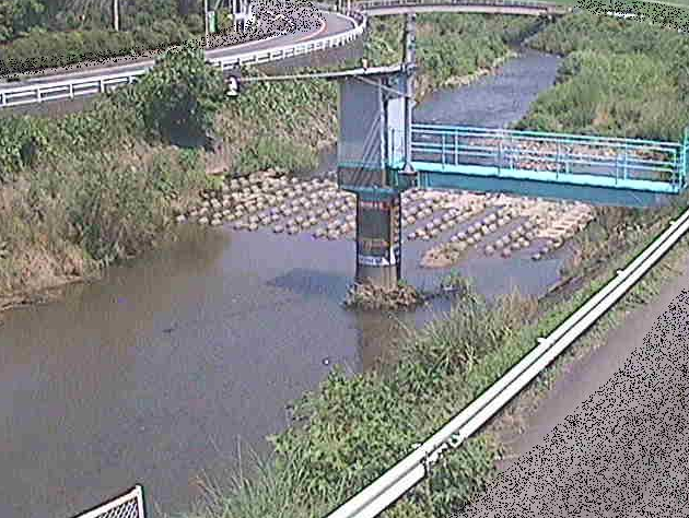 小鮎川千頭橋ライブカメラは、神奈川県厚木市飯山の千頭橋に設置された小鮎川が見えるライブカメラです。