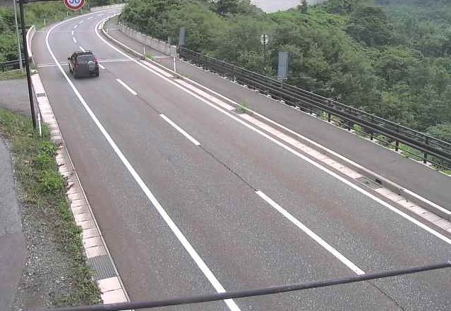 国道148号外沢ライブカメラは、長野県小谷村中土の外沢に設置された国道148号が見えるライブカメラです。
