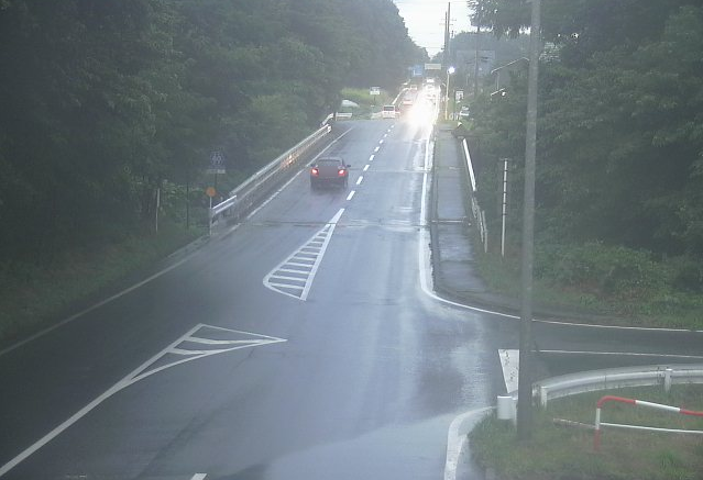 長野県道80号松井トンネルライブカメラは、長野県小諸市甲の松井トンネルに設置された長野県道80号小諸軽井沢線が見えるライブカメラです。